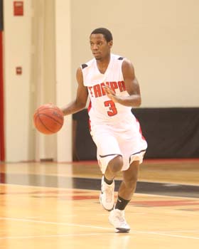 Tampa Holds on to Defeat Eckerd on the Road