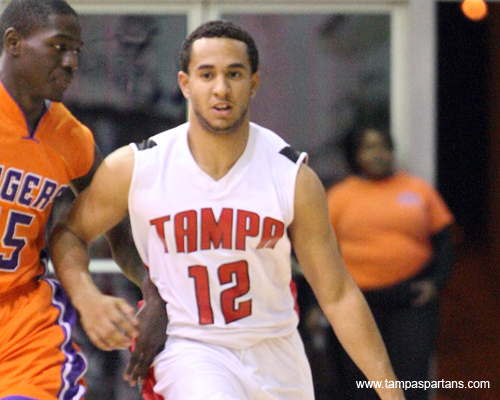 Junior College Point Guard Signs with Tampa