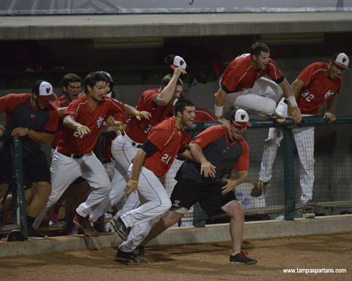 BREAKING: Tampa wins 2013 Baseball National Campionship
