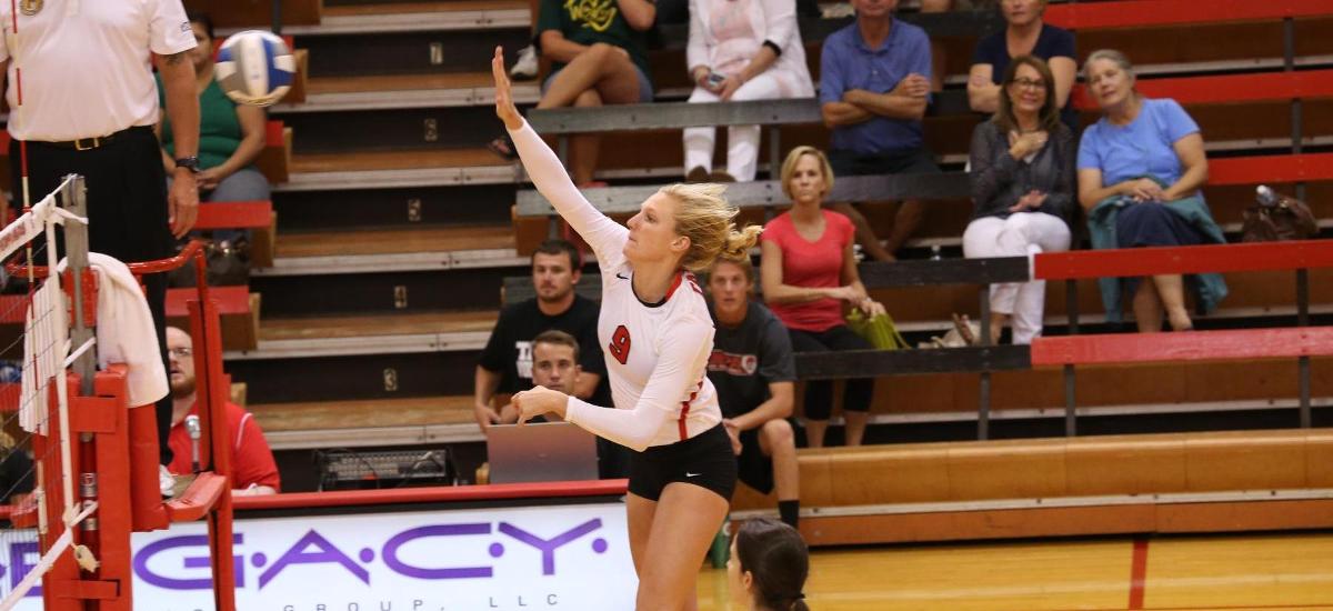 Reigning Champs Rise to 3-0 Sweep of Saint Leo