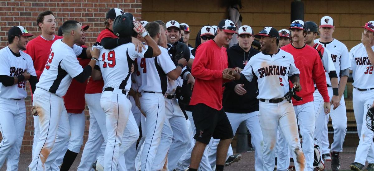 Baseball Stays on Top of the NCAA South Region Poll