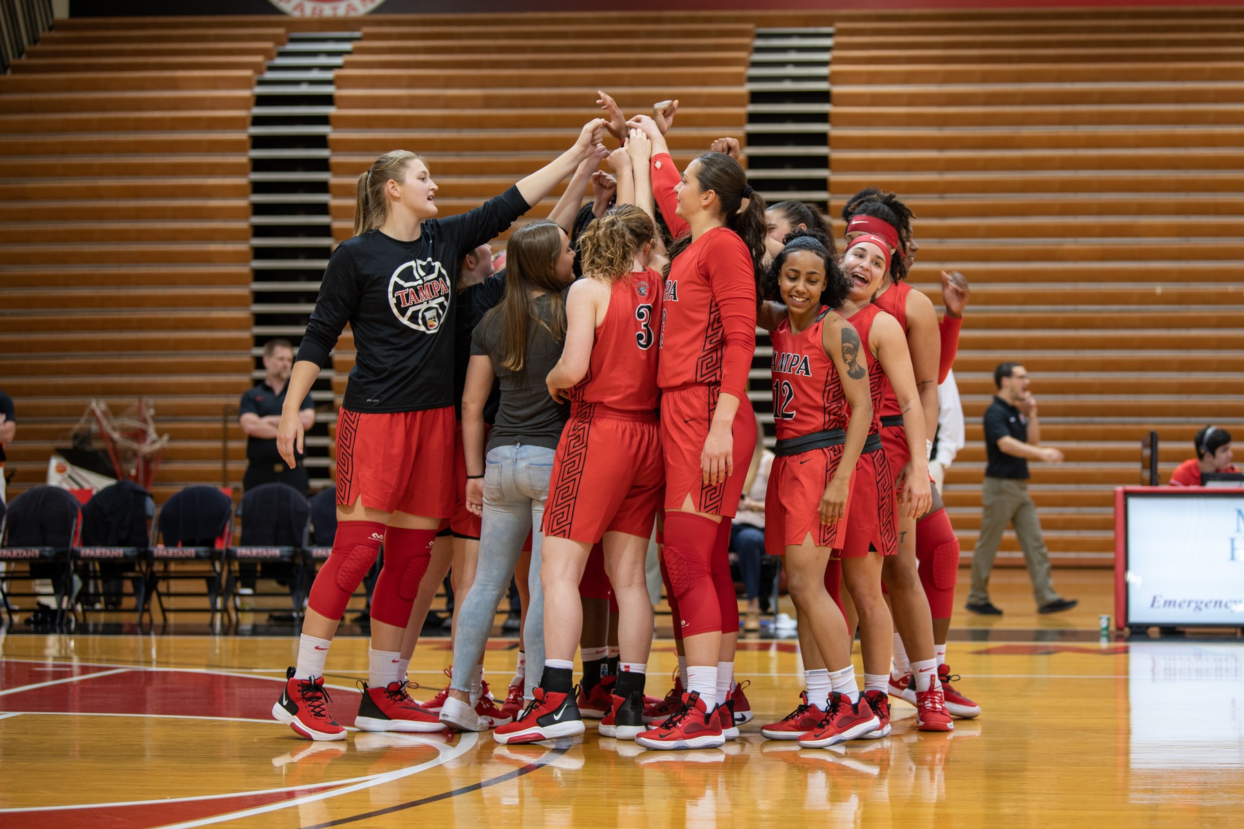 Women's Basketball Continues SSC Success by Downing Barry Buccaneers
