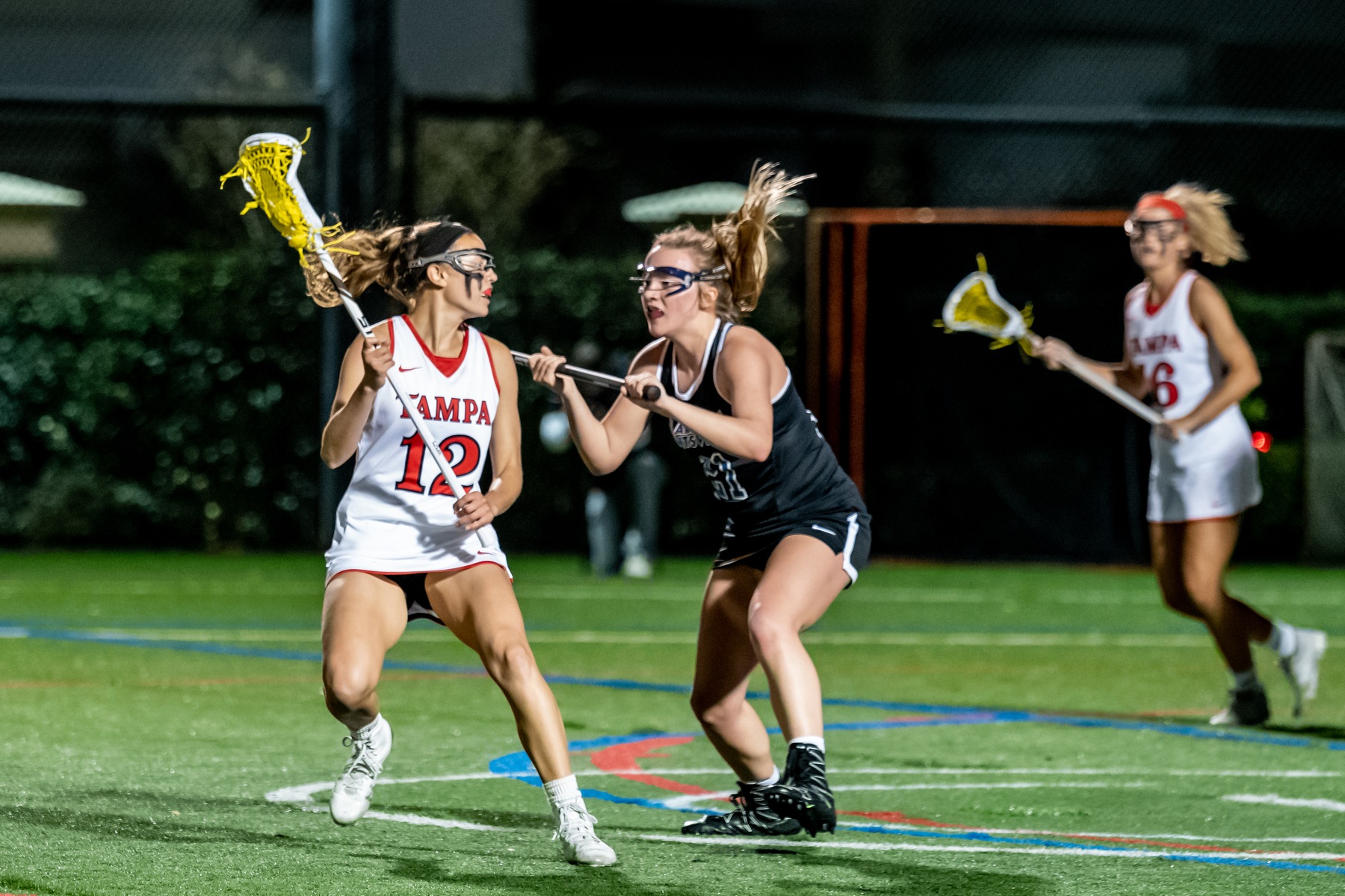 Women's Lacrosse Clobber Wolves in First Road Game of the Season