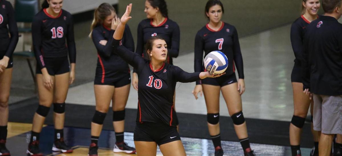 Tampa Dismantles Union in Three Sets