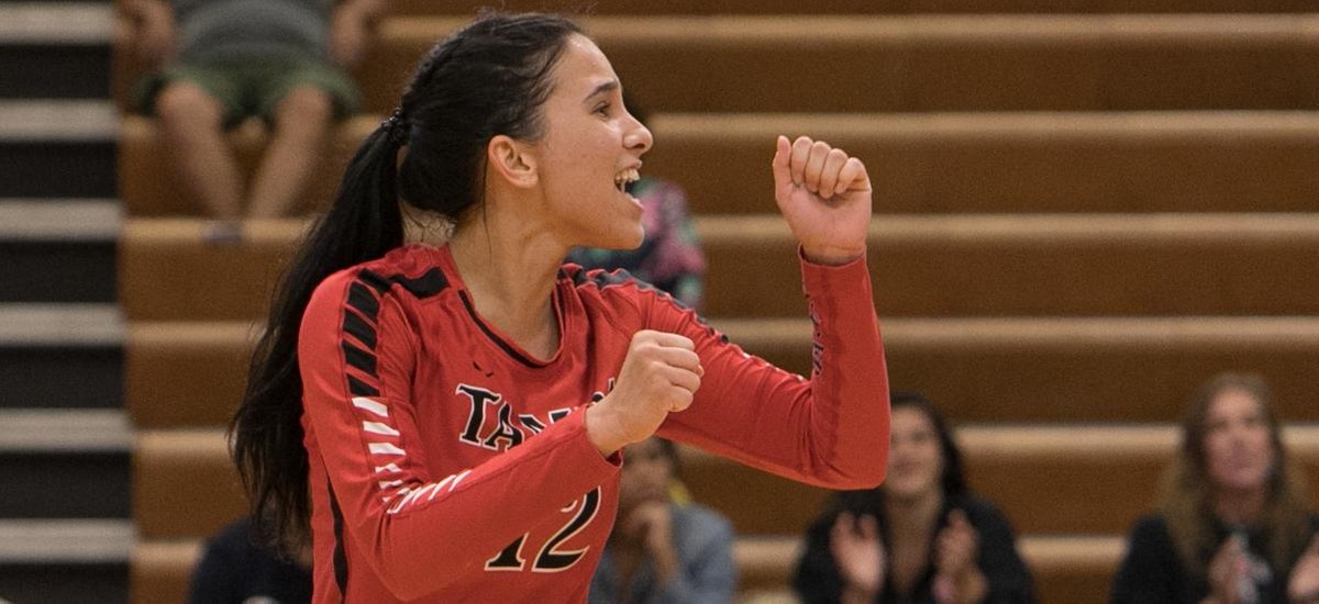 Tampa Volleyball Closes Regular-Season With Victory