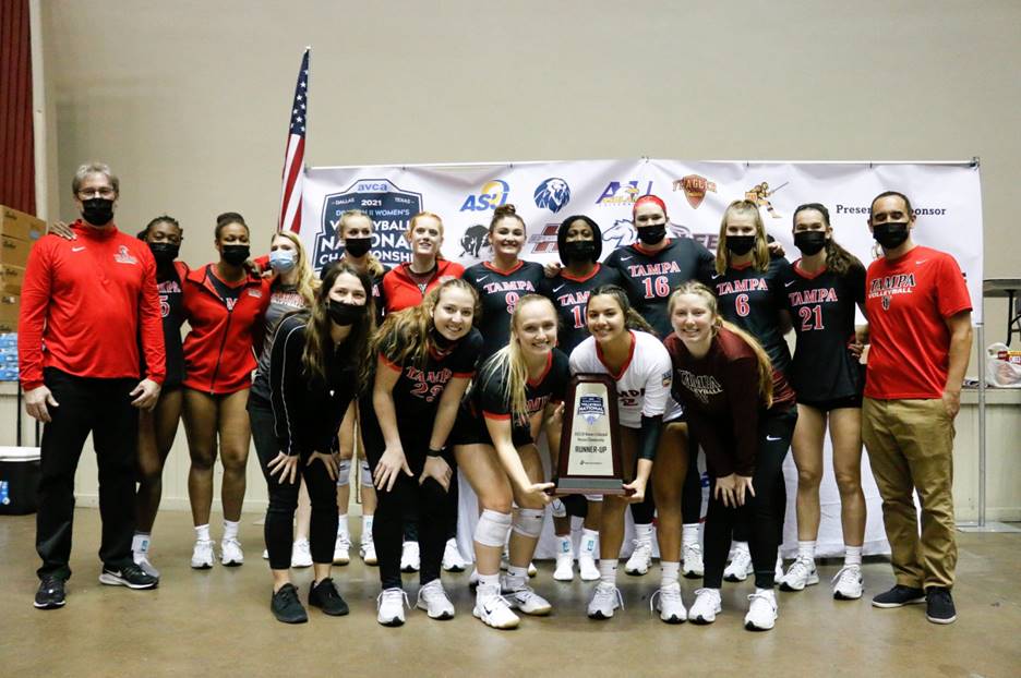 Tampa Volleyball Participates in AVCA Division II Championship